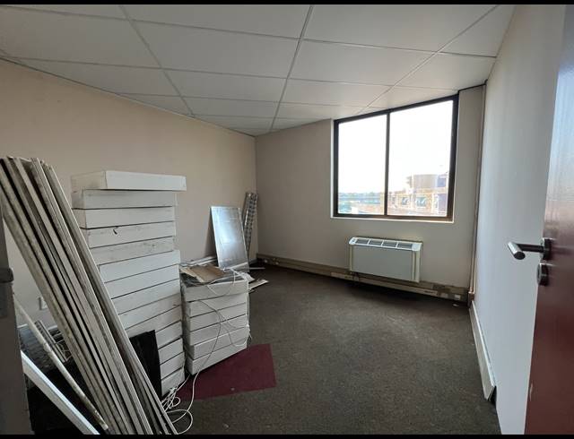 878M² OFFICE TO LET IN CENTURION CENTRAL
